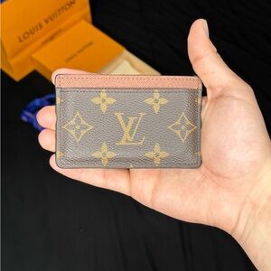 Louis Vuitton Card Holder (WITH BOX)